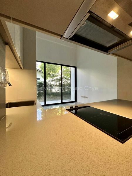 2 Bed Apartment (Condo) for Rent in  35 Gilstead - Image 6